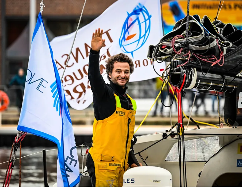 Ambiogio Beccaria greets from his sailboat